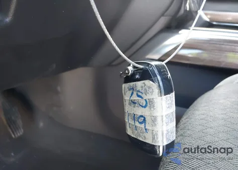 2021 Chevrolet Silverado C1500 Lt z USA, uszkodzony, nr VIN 3GCPWCED7MG350379